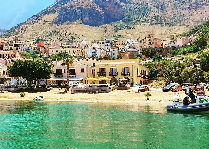 Hotel Cala Marina