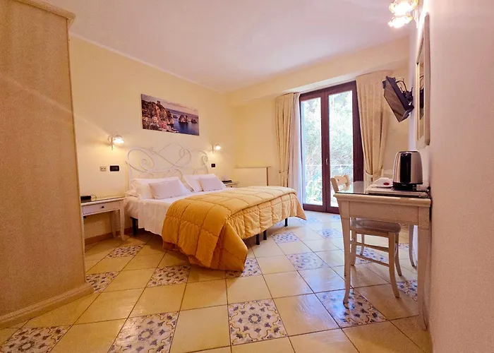 Hotel Cala Marina