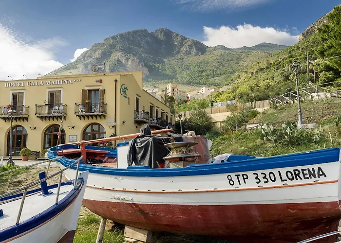 Hotel Cala Marina