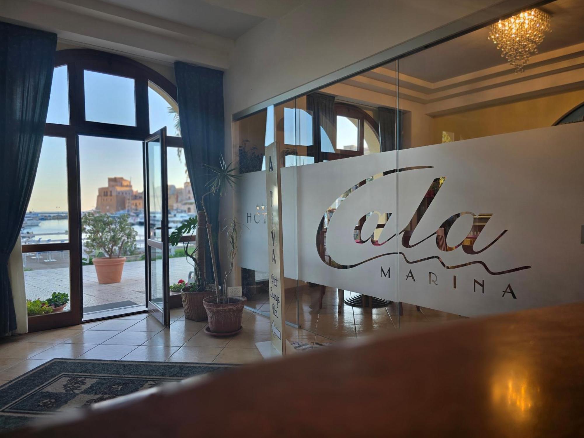 Cala Marina 3*