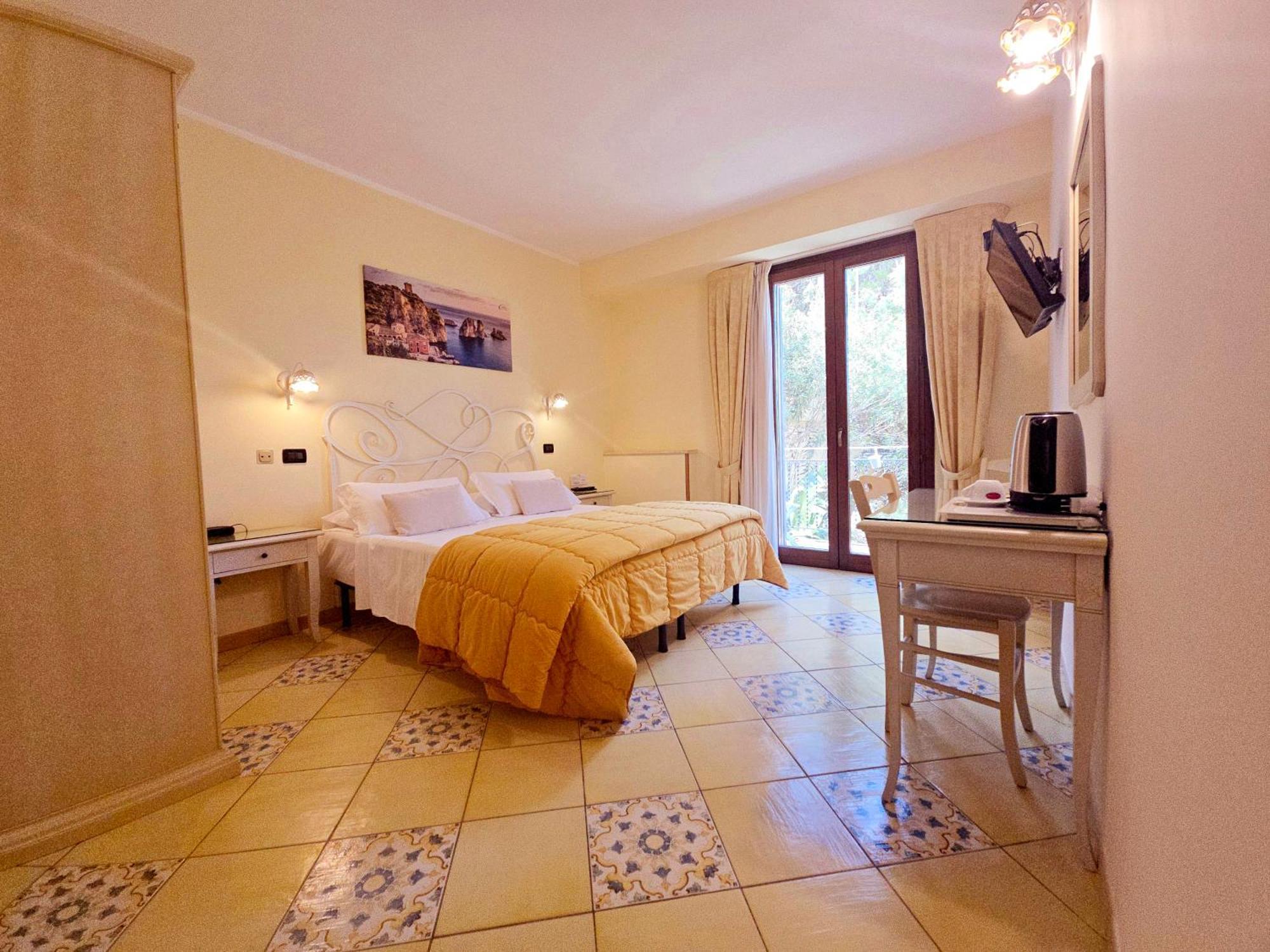 Cala Marina 3*